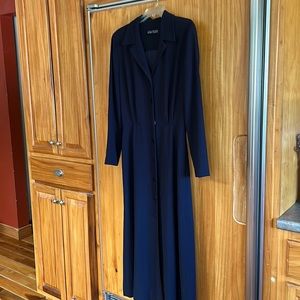 Linda Allard Ellen Tracy navy blue maxi dress.  Size 8.  Great condition.